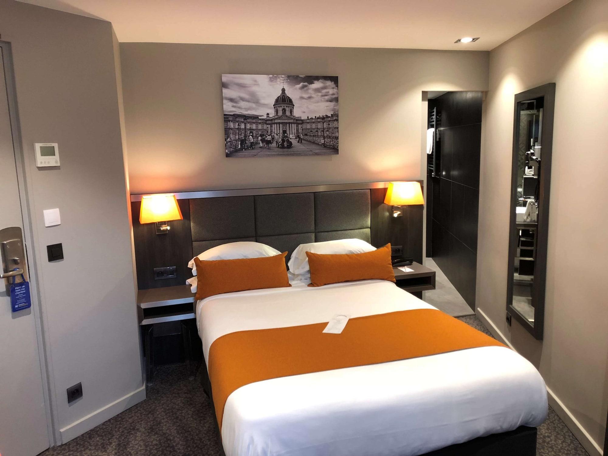 Western Empire Elysées 3* Paris